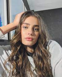 تستطيع الدخول إلى حسابك الخاص على انستقرام من خلال موقع الويب او. Taylor Hill Taylor Hill Instagram Taylor Hill Style Taylor Hill
