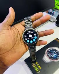 Kalobee SK40 - Smartwatch Haut de Gamme Découvrez la Kalobee SK40, une  montre connectée élégante et performante, conçue pour les amateurs de  technologie et de style. ✓ Écran Super AMOLED – Qualité