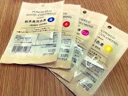 食紅」はどこに売ってる？セリアなど100均で買える？おすすめ8選。ドラッグストアや業務スーパーも調査
