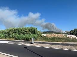 Incendie en cours aujourd'hui marseille. Societe Incendies Dans Les Bouches Du Rhone 6000 M2 Brules Dans Le Nord D Aix Et 10 Hectares A Rognac Trois Reprises Traitees Autour De Martigues Suivez Notre Direct La Provence