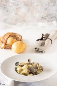 La zuppa di pesce è un gustoso piatto di pesce fresco, tipico della tradizione culinaria più povera in quanto per fare la zuppa venivano usati gli scarti. Gnocchi Di Baccala Gnocchi Ricette Baccala Ricette Vongole Ricette Giallo Zafferano Primi Giallo Zafferano Ricet Ricette Idee Alimentari Ricette Di Cucina
