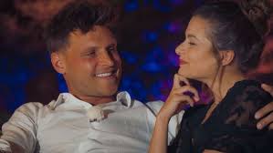 A woman meets a number of men and tries to narrow them down to one who could steal her heart. Bachelorette 2021 Das Sind Die 20 Kandidaten Panorama Stuttgarter Zeitung