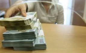 Începînd cu 1 mai 2017, cuantumul minim garantat al salariului în sectorul real se stabilește în mărime de 14,09 lei pe oră sau 2380 lei pe lună. Ce Credit PoÅ£i Lua Cu Salariul Minim Dcnews