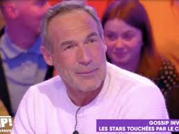 Étendu sur cette immensité blanche, épuisé, ce serait si facile d'être lâche, de me laisser mourir. Mike Horn Devoile La Derniere Demande De Sa Femme Avant De Mourir Femme Actuelle Le Mag