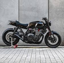 Probably The World S Best Custom Yamaha Xjr1300 This Brutal New Build From Debolex Engineering Is Crammed With H Cafe Racer Build Yamaha Cafe Racer Cafe Racer