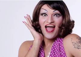 Deena Love, participante do The Voice, ganha forte torcida nas redes socias 