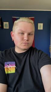 Introducing myself as a queer cis female in Vancouver