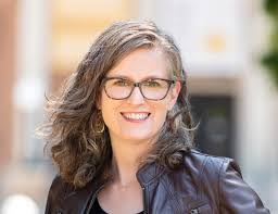 Patricia Mclaren's Instagram, Twitter & Facebook