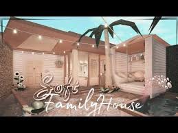 Small house layout bloxburgshow all. Pin On Bloxburg Houses Ideas Tiny House Exterior Family House Beautiful House Plans