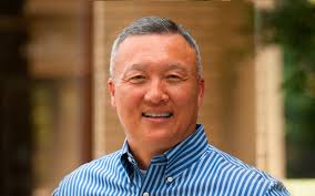 Stephen Kim's Instagram, Twitter & Facebook