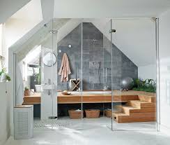 Un Espace Spa Sous Les Combles Salle De Bains Moderne Salle De Bain Zen Idee Salle De Bain