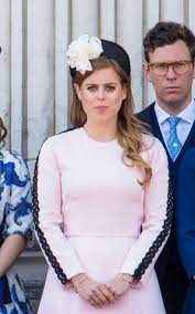 Le dernier fils du couple royal a droit à un mariage fastueux mais plus restreint que ses aînés. Tinute De Vedete Cine S A Imbracat Mai Bine Analizam Tinutele Vedetelor Verdict Ro