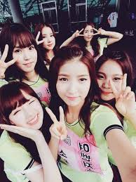 Your Favorite Idols Say Hi From The 2015 Idol Star Athletics Championship G Friend Latest Music Videos Korean Girl Groups