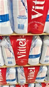 Immer wieder steht der konzern nestle in der kritik von naturschützern, umweltaktivisten und kritischen medien. Um Sein Wasser Zu Verteidigen Kampft Ein Kleines Dorf Gegen Nestle In Vittel Gibt Es Kein Wasser Mehr Netzfrauen Netzfrauen