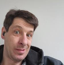 How do I remove app icon once it is uninstalled please.