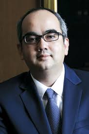 Clinton Hess's Instagram, Twitter & Facebook