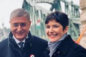 Legbefolyásosabb magyar nőnek a közéletben. Dobrev Kara Civilhetes
