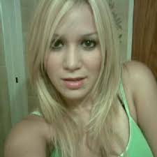 Karla Ponce (@KarlaPonceLove)