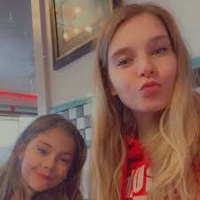 Vanessa Woodruff's Instagram, Twitter & Facebook