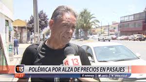 Alcaldesa de melipilla sostiene reunión con el diputado gabriel boric y diputada marcela sandoval. Vecinos De Melipilla Levantan Barrera De Peaje En Protesta Youtube