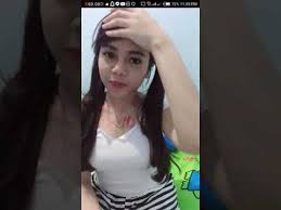 Viral video pemotor intimidasi dan merusak mobil pengemudi mobil wanita di palembang. Cewek Cantik Tapi Aneh Coret Badannya Demi Gift Youtube
