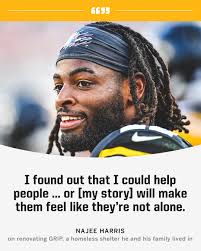 Pittsburgh Steelers RB Najee Harris is giving back to a homeless shelter  where he and his family once lived. Full story: https://es.pn/3bPpTxJ