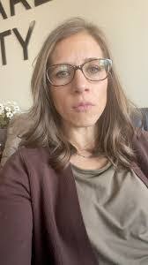 Jeanette Kunz's Instagram, Twitter & Facebook