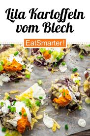 Lila Kartoffeln Vom Blech Mit Kase Und Rotem Pesto Rezept Lila Kartoffeln Rotes Pesto Vegetarisches Mittagessen