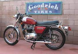 Find a honda, yamaha, triumph, kawasaki motorbike, chopper original 1978 triumph bonneville silver jubilee. 1978 Triumph Bonneville 750 Motorcycle T140v Fully Restored A Real Show Stopper At The Local Biker Bars Triumph Bikes Classic Bikes Triumph Cafe Racer
