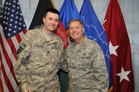 From 1982 to 1988, he served in the united states air force. Senator Lindsey Graham Meets With Deployed Servicemembers Flickr