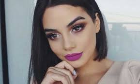 Short, straight hair can easily be styled to look cute, edgy, sophisticated, or neat with a little practice. Cute Short Straight Hair Short Hairstyles Haircuts 2019 2020