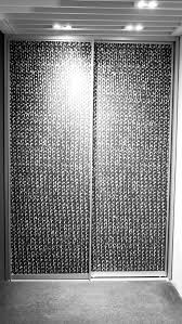 Schiebetur Mit Muster Im Flur Schiebetur Schiebeelemente Trennwand Tur Kleiderschrank Schiebetur Schi Schiebetur Glas Glasschiebetur Schiebeelemente