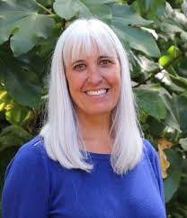 Angela Schwindt's Instagram, Twitter & Facebook