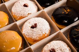 These homemade paczki are soft, pillowy delectable morsels filled with jam, custard or lemon curd! Where To Buy Paczki In Chicago 2021