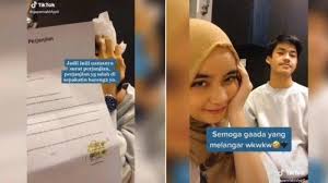 Berikut penjelasan apa itu materai 6000 dan status hukumnya di pengadilan untuk surat bermaterai. Viral Surat Perjanjian Pacaran Bermaterai Ternyata Ini Fungsi Dari Materai 6000 Tribun Timur