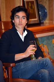 He was born on 7 february 1998 in mexico. Sergio Mayer Mori Odia Las Canciones De Rbd