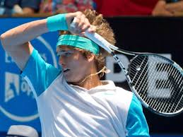 Alexander zverev is 6 feet 6 inches tall and weighs 190 lb or 86 kg. What S Wrong With Alexander Zverev S Game 138mph Tennis