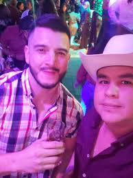 Sergio Flores muchas felicidades carnal que cumplas muchos años mas tqm