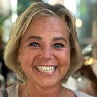 10+ "Anne Dicker" profiles