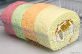 Try rainbow cake with butter icing from l'mis homemade cakes ipoh. Jj Roll Famous Homemade Swiss Rolls Cakes Ipoh