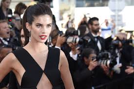 Who is sara sampaio, harry styles new love interest? Who Is Sara Sampaio Harry Styles Rumored Girlfriend Is More Than Just A Victoria S Secret Model