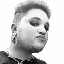 Best Bass Singers for Hire in Stratford-upon-Avon