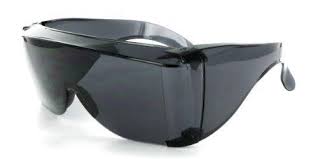 Can sunglasses make them look younger, or sunglasses can help them see better? Hmf These Old People Sunglasses Used To Come In Purple But They Are Impossible To Find Helpmefind