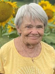 Isabelle Wolfe's Instagram, Twitter & Facebook