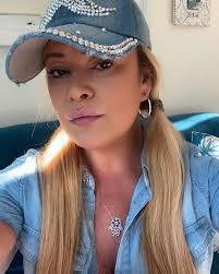 Tiffany Lee Gallant (@tiffany_lee_gallant) • Instagram photos and videos