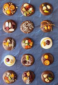 Homemade Chocolate Coins Recette Chocolat Maison Mendiant Chocolat Chocolat De Luxe