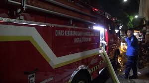 Subang sangat membutuhkan keberadaan bpbd damkar tersebut tegas masroni, geografis yang dimiliki subang. Kebakaran Rumah Di Bandung Petugas Damkar Sempat Kesulitan Karena Akses Sempit Bagian 1