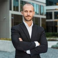 Focusing on security, gaming and community management. 24 300 Tamas Profiles Linkedin