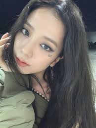 201016 BLACKPINK+ update w/ Jisoo : r/BlackPink