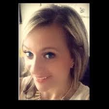 Andrea Johanna's Instagram, Twitter & Facebook